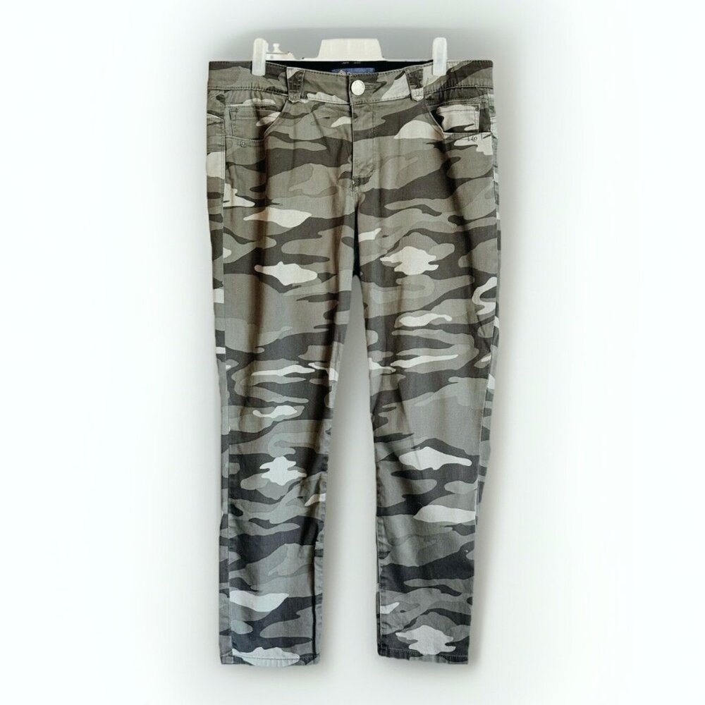 Democracy Ab solution Skinny Leg Jean Women’s 12 Stretch Camo Camouflage (35x27)